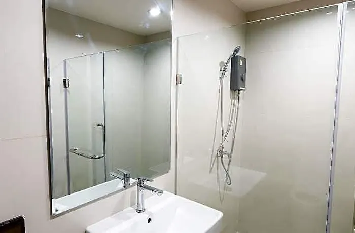 Hotel L.a. Tower 2*